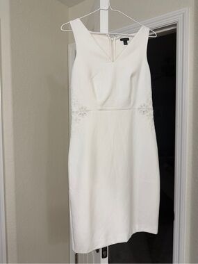 Ann Taylor Cream Sleeveless V-Neck Midi Sheath Dress with Side Embroidery